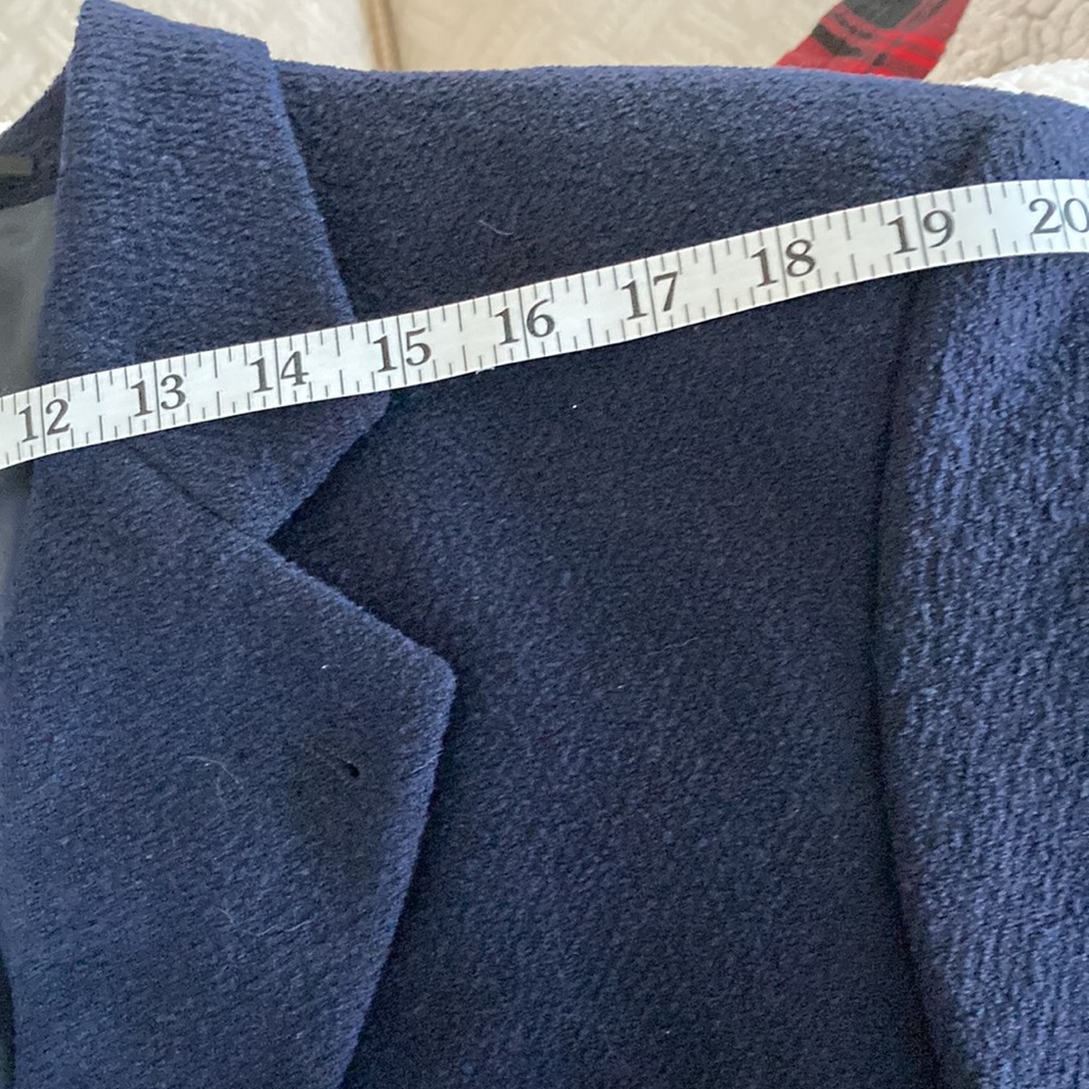 Hugo Boss Jacket - Picture 13 of 16